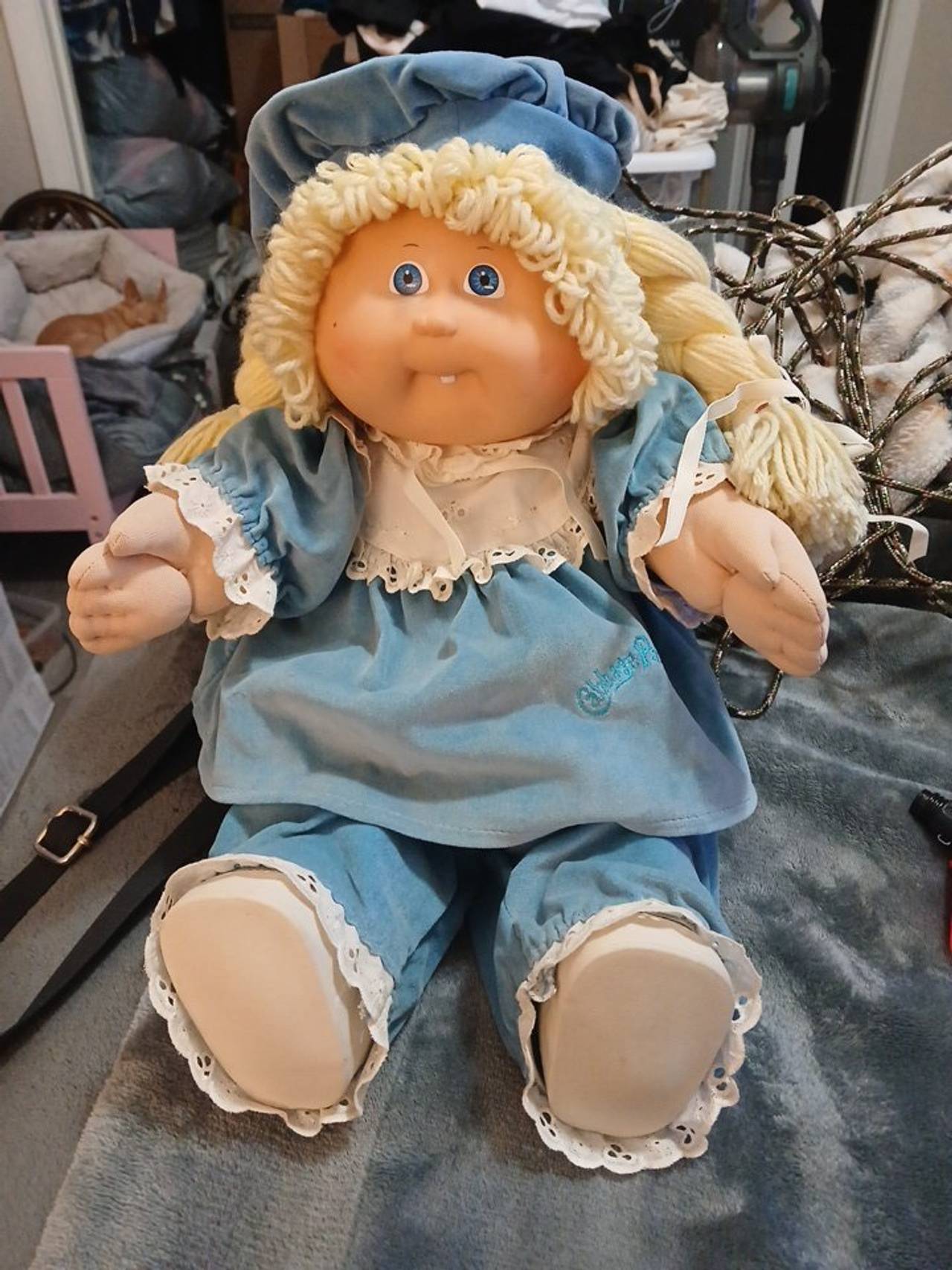 Cabbage Patch Kids Vintage Doll Blonde Hair Blue Eyes