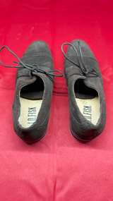 J.D. Fisk Suede Cap Toe Oxfords Size 8.5 - Image 2