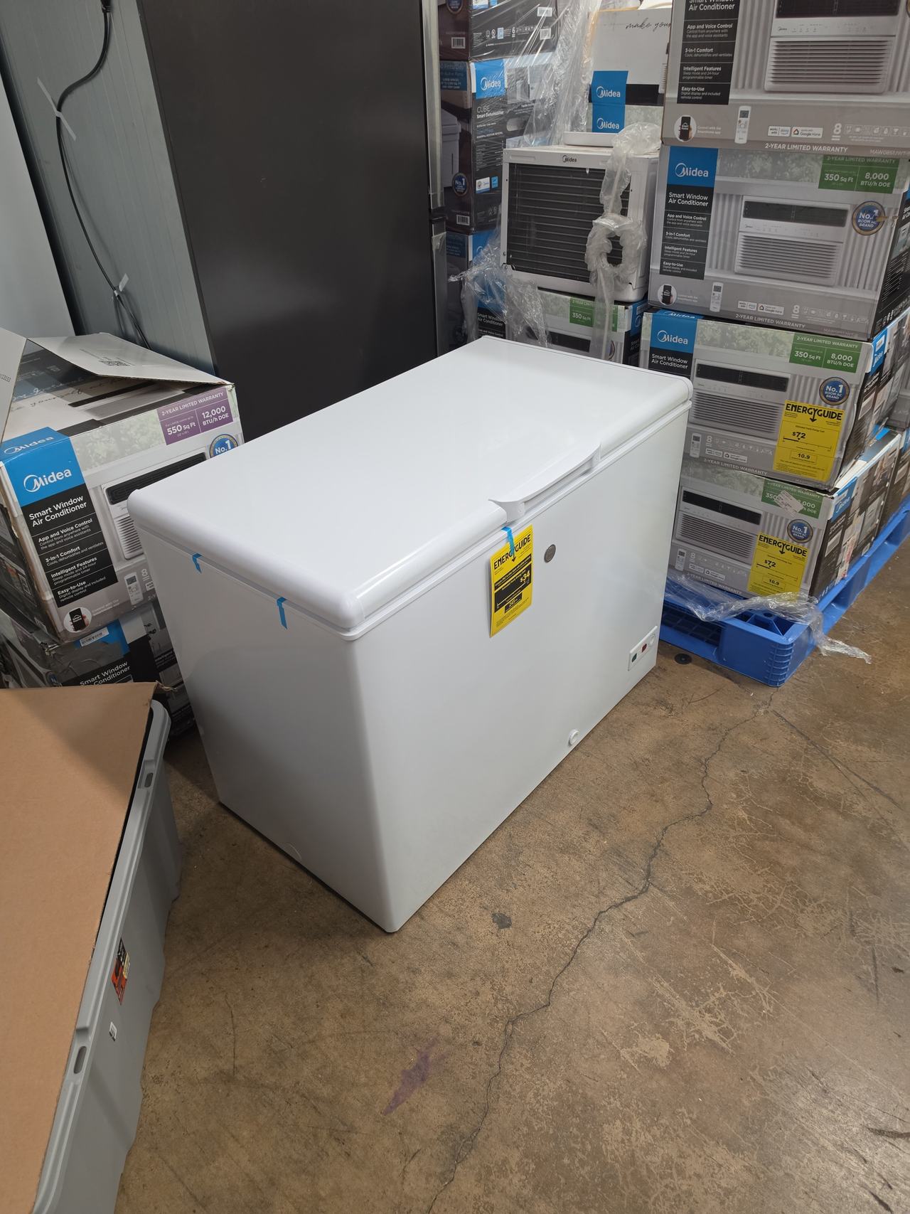 GE 10.7 Cu. Ft. Chest Freezer