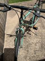 Bianchi Advantage Hybrid Bike - Image 4
