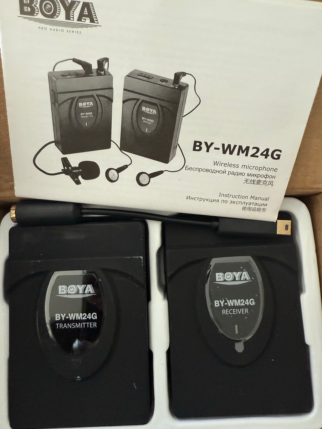 BOYA BY-WM24G Wireless Microphone