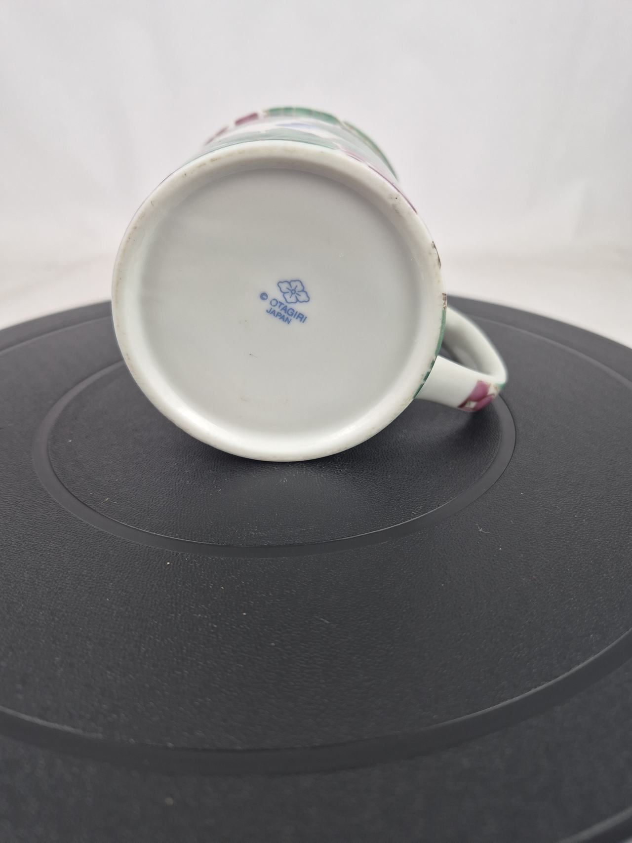 Otagiri Vintage Grapevine Porcelain Coffee Mug