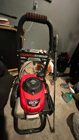 PowerStroke 3000 PSI Pressure Washer 2.5 GPM. Works great Must sell to pay bills - Image 3