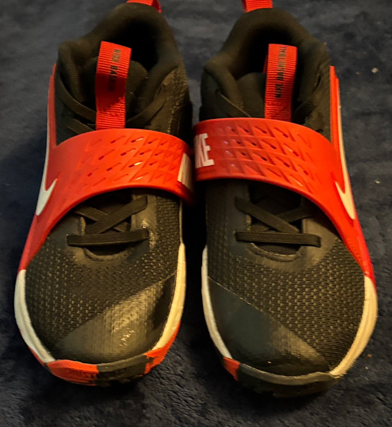 Nike Team Hustle D 9 Kids Basketball Shoes