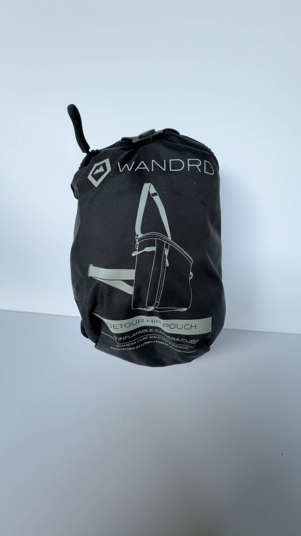 WANDRD Hip Pouch for Inflatable Camera Cube - Black