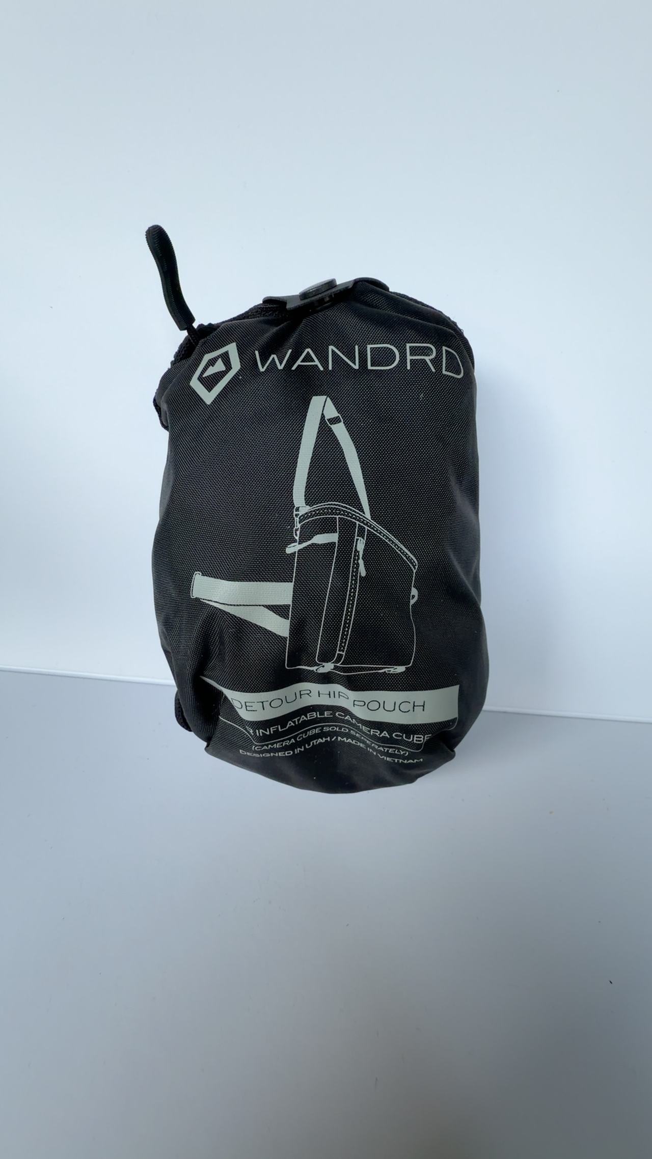 WANDRD Hip Pouch for Inflatable Camera Cube - Black