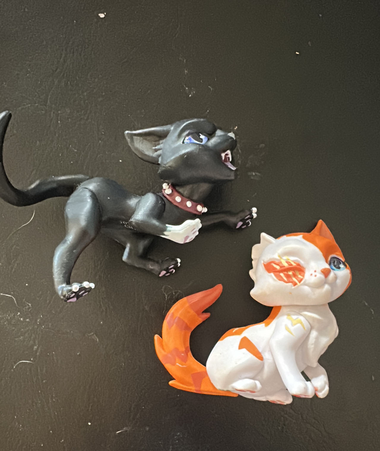 Warrior Cats Mini Figures Series 2: Scourge & Brightheart