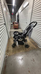Delta Children Jeep Unlimited Reversible Handle Stroller Grey Tweed - Image 4