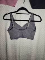 Puma Women's Seamless V-Neck Sports Bra 3-Pack - Image 6