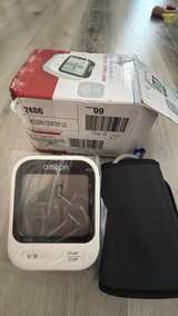 Omron 5 Series Upper Arm Blood Pressure Monitor - Image 3