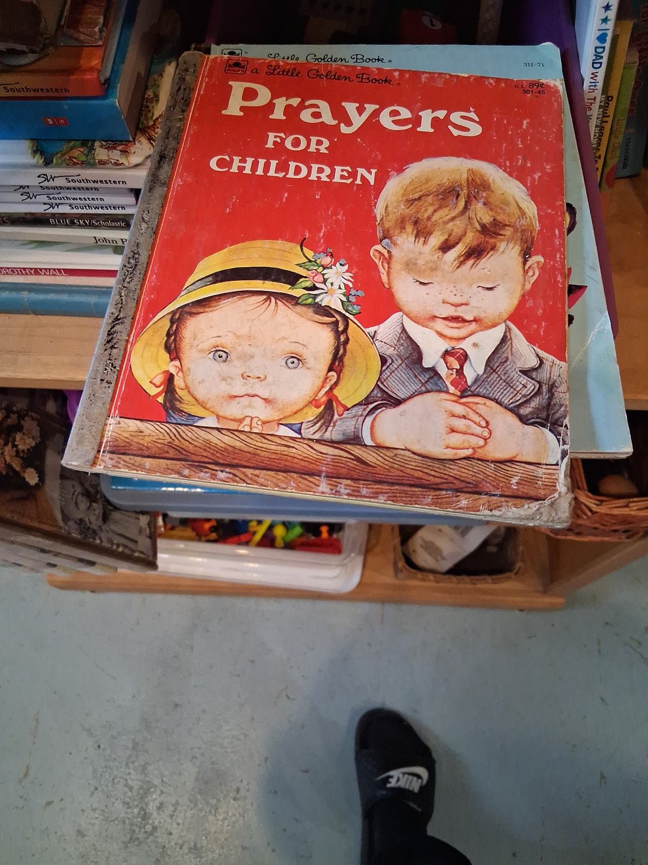 Prayers for Children (Little Golden Book)