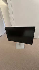 Dell P2723QE Flat Panel Monitor - Image 5