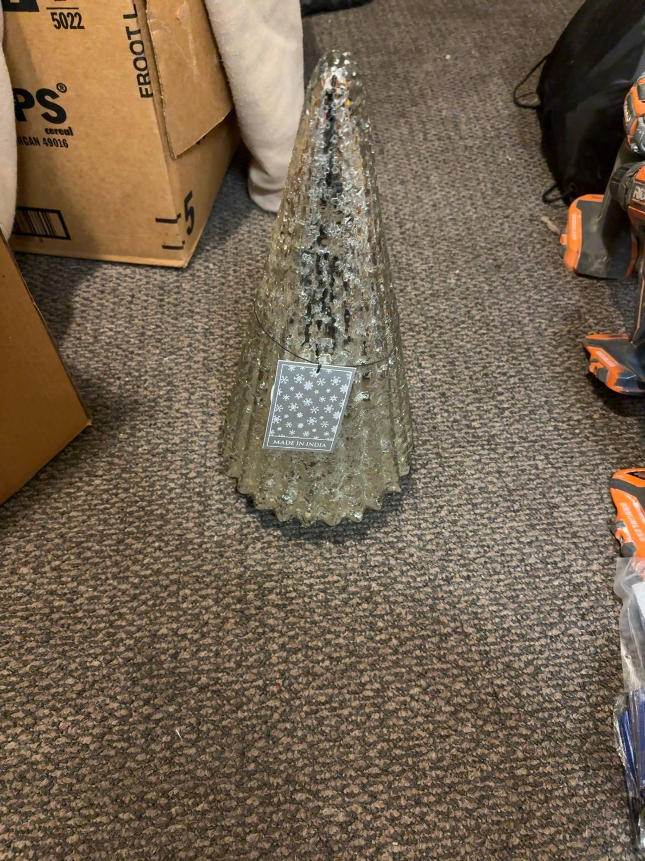 Sullivans Glass LED Christmas Tree 12" Clear