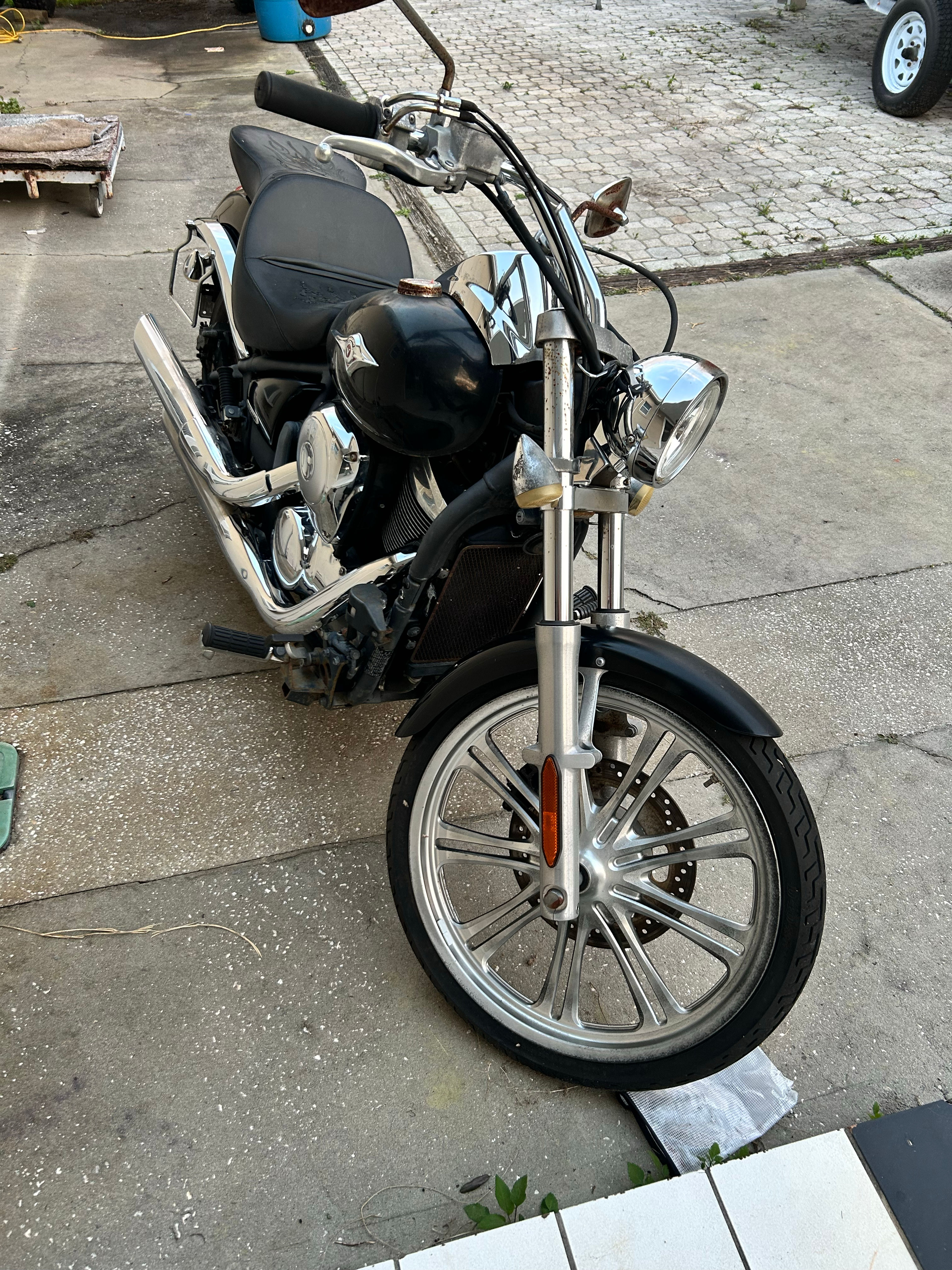 Kawasaki Vulcan 900 Custom