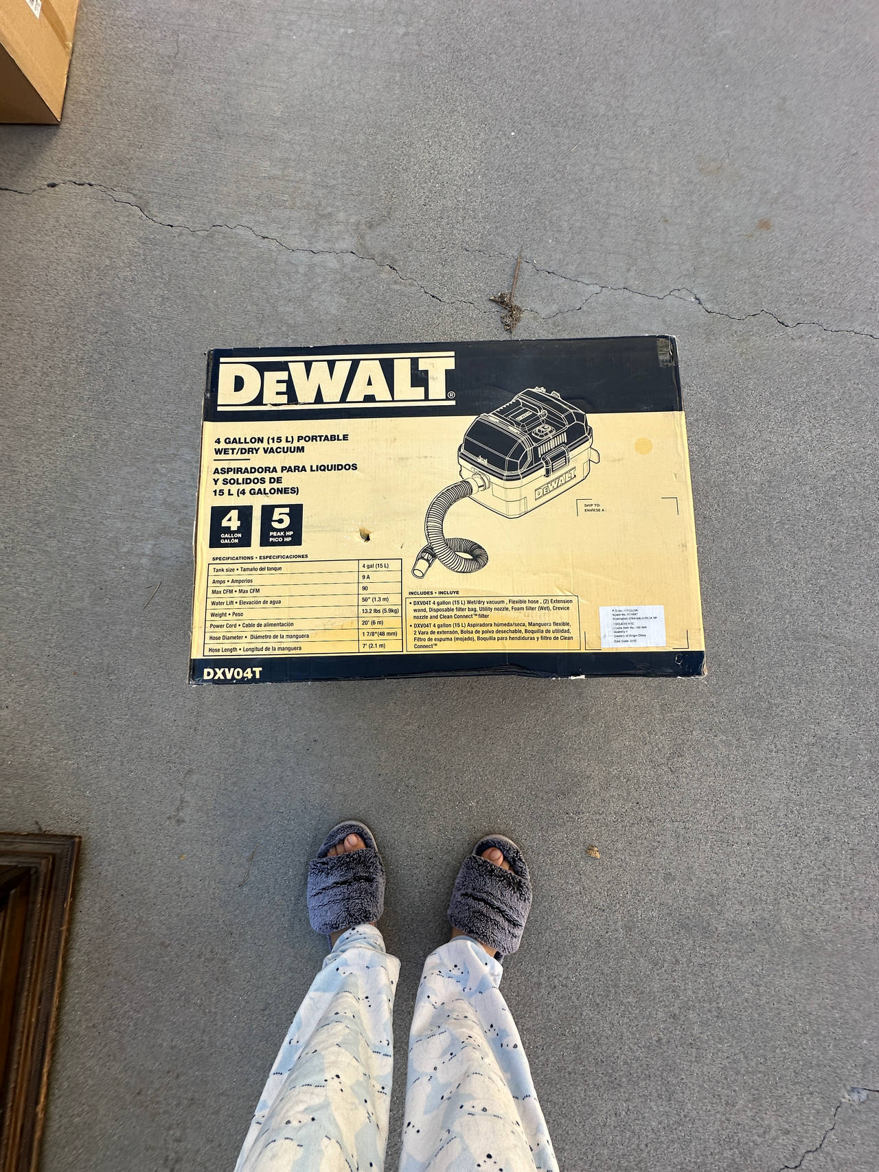 DeWalt 4 Gallon 5.0 HP Portable Wet/Dry Vacuum