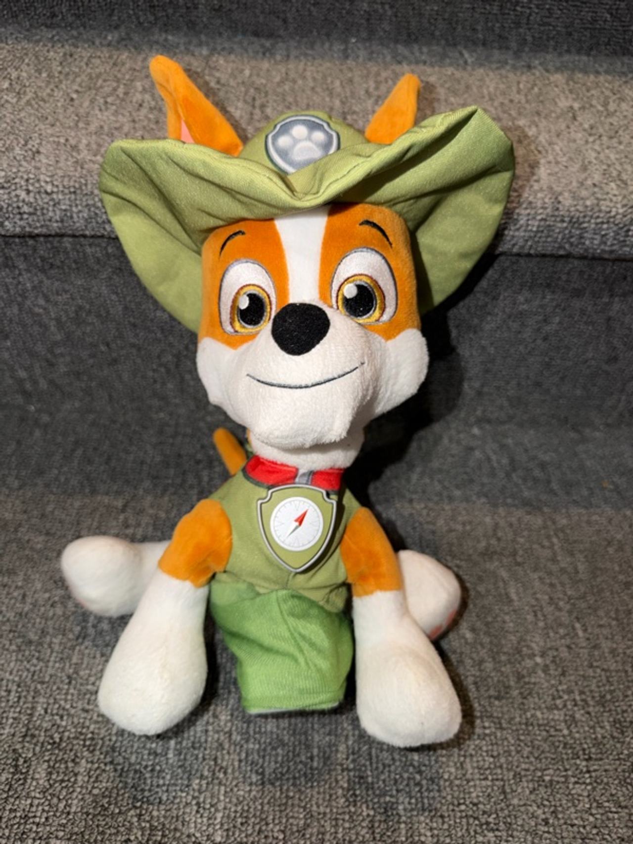 Paw Patrol Tracker 12-Inch Plush Jungle Rescue