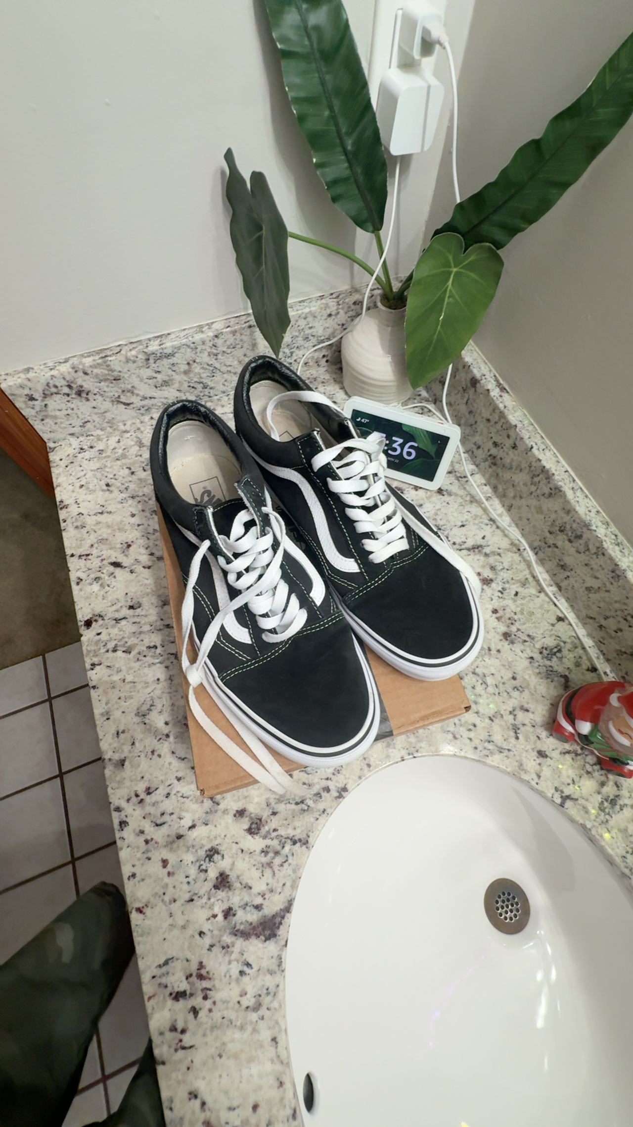 Vans Old Skool Black/White Sneakers