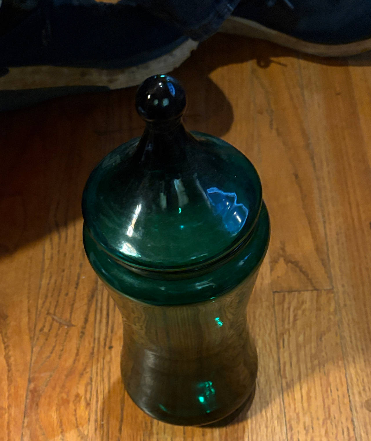 L.E. Smith Emerald Green Glass Apothecary Jar