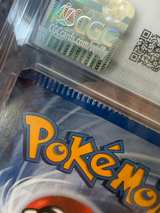Pokémon Machamp Base Set 1st Edition Holo 8/102 CGC 4 Partial Crimp Error - Image 4