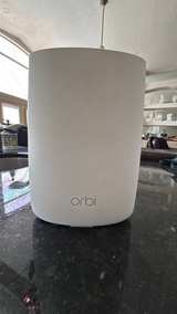 NETGEAR Orbi AC3000 Tri-Band WiFi Router (RBR50) - Image 2