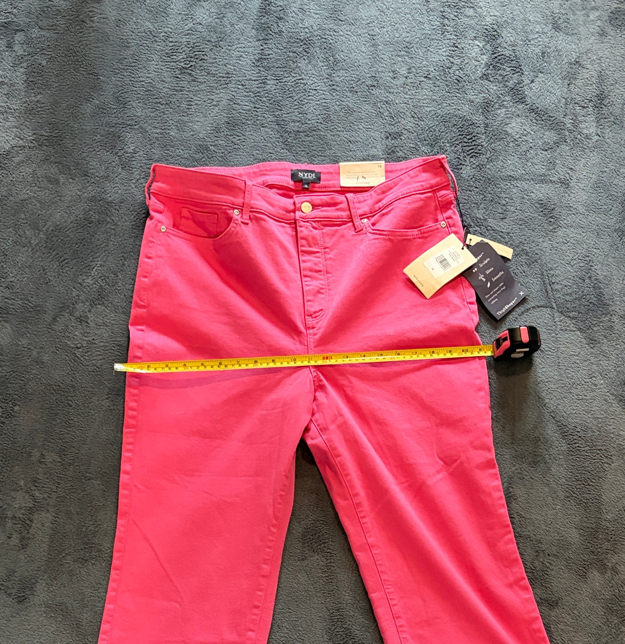 NYDJ Marilyn Straight Jeans in Pink