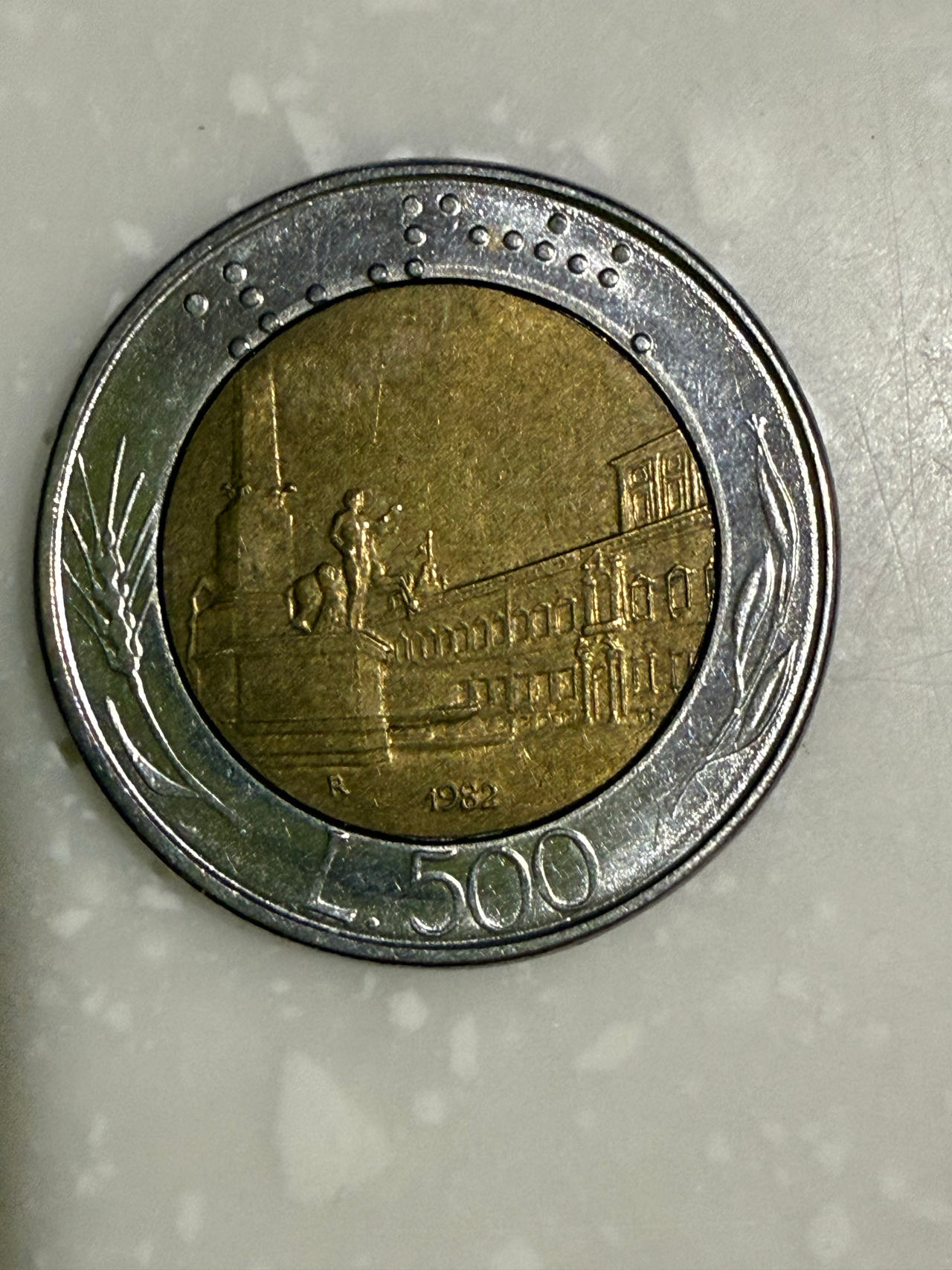 1982 Italy 500 Lire Coin E16