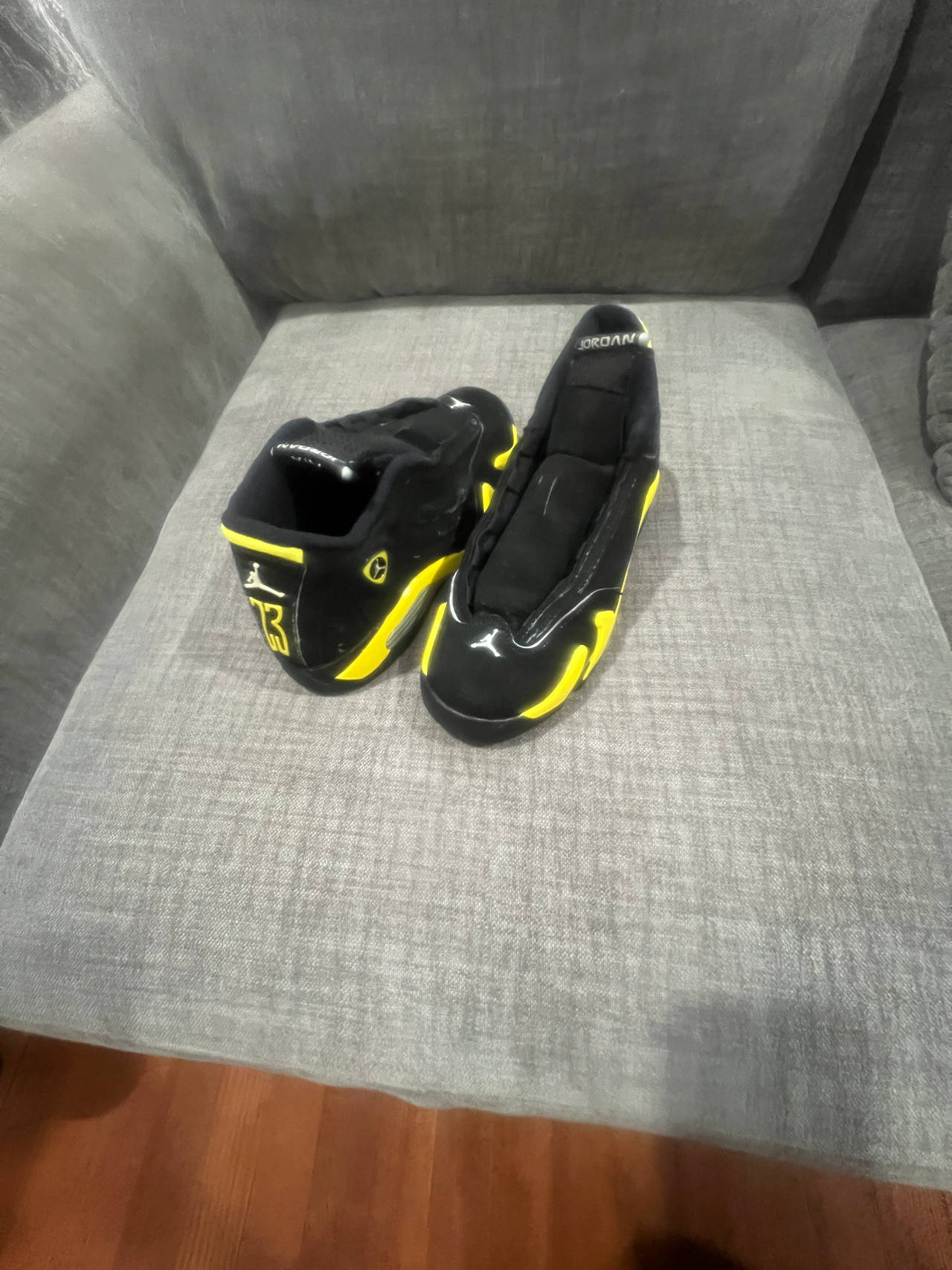 Air Jordan 14 Retro Low Sz:6y
