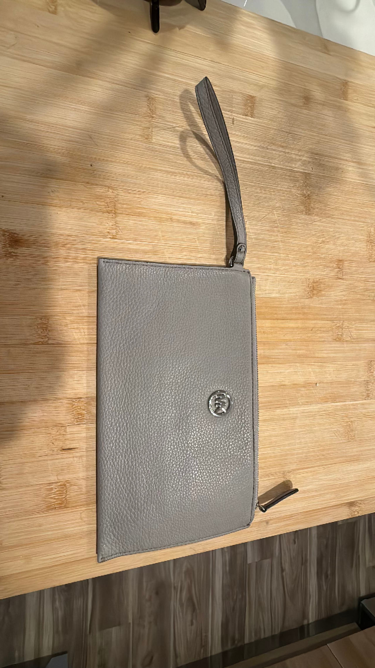 Michael Kors Jet Set Wristlet