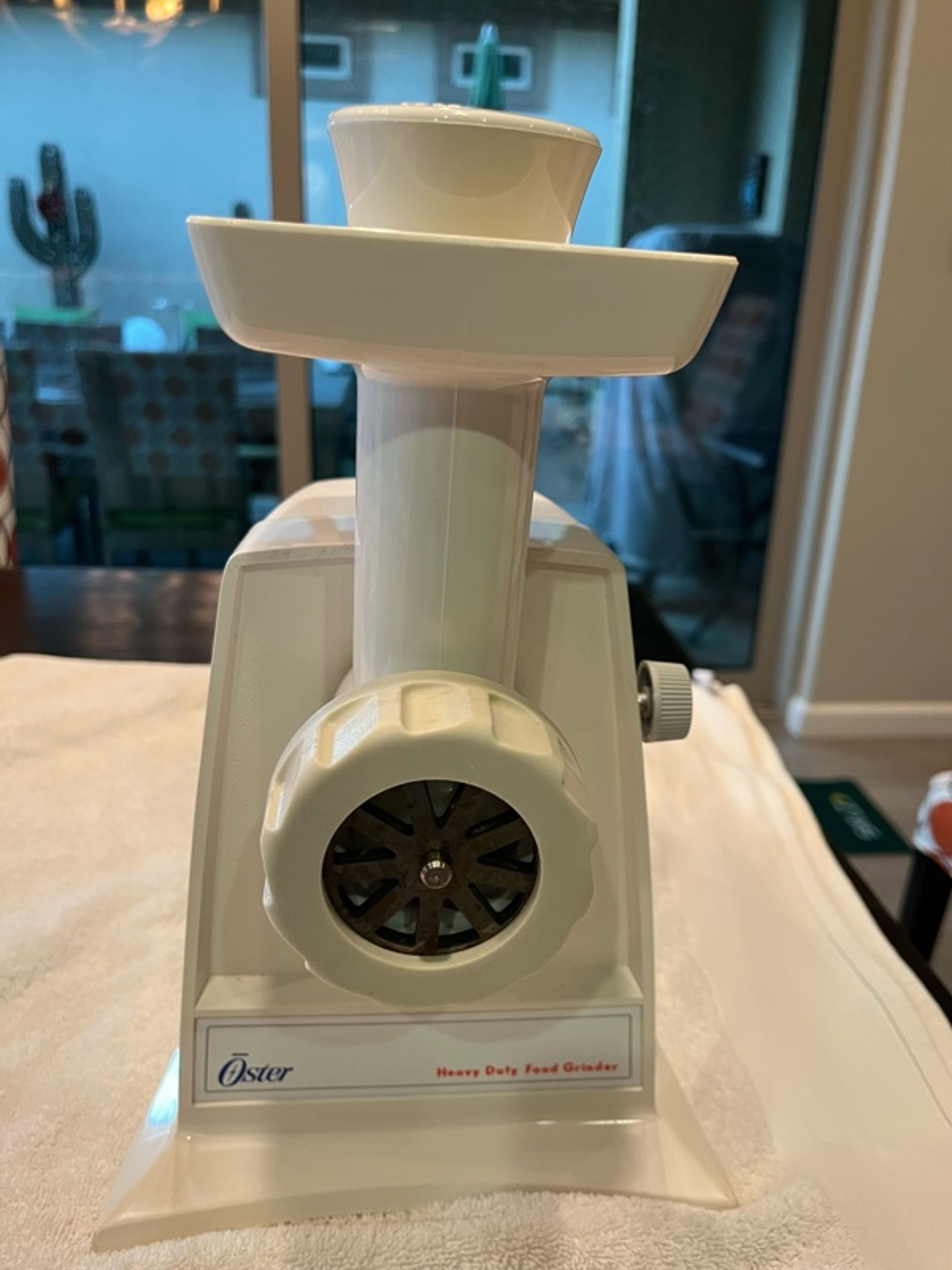 Oster Heavy Duty Food Grinder 940-08A