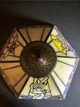 Dale Tiffany Looney Tunes Stained Glass Lamp - Image 4
