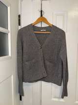 REFORMATION Double Pocket Crop Cardigan Gray Small - Image 5