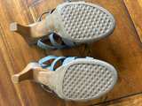 Aerosoles Women's Sandals - gray - size 8 1/2 - Image 3