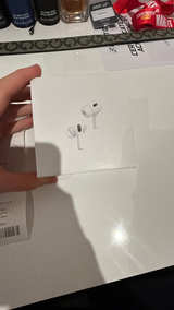 Apple AirPods Pro - Image 2