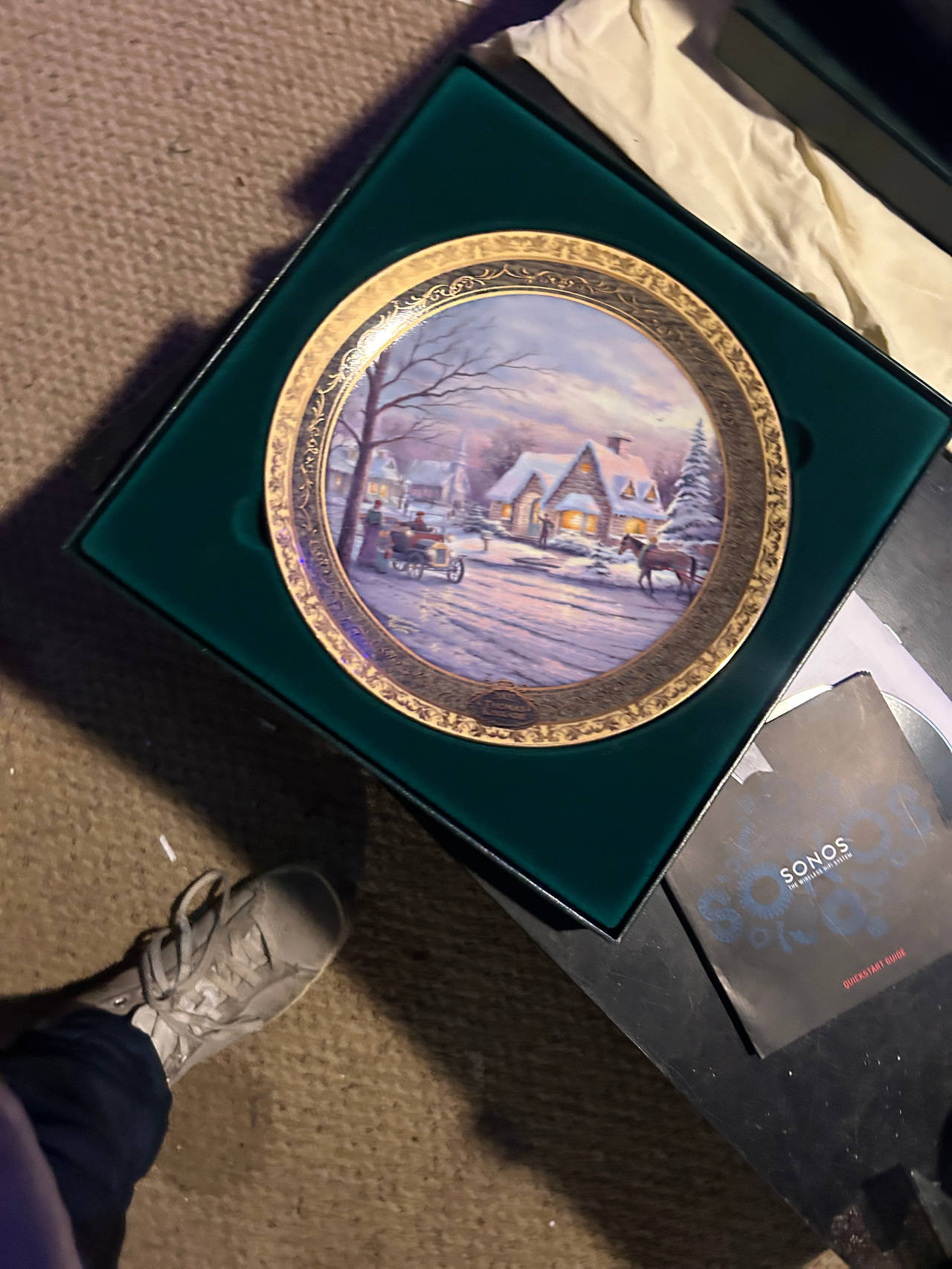 Thomas Kinkade A Holiday Gathering Collector Plate