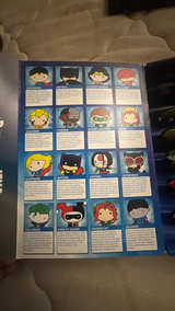 DC Comics Super Hero Pin Collection - Image 2