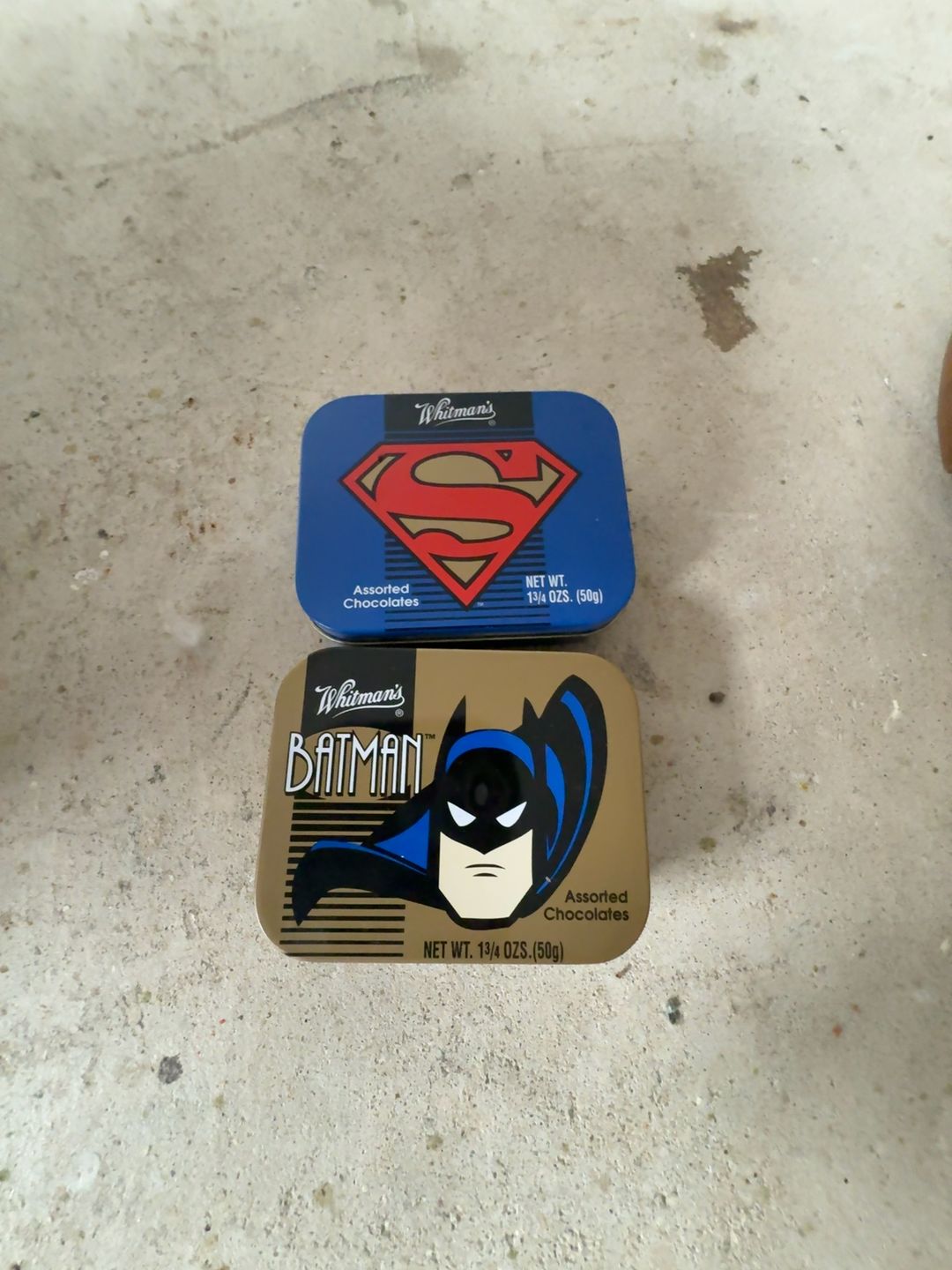 Vintage 1997 Whitman's DC Comics Superman Collectible Chocolate Tin