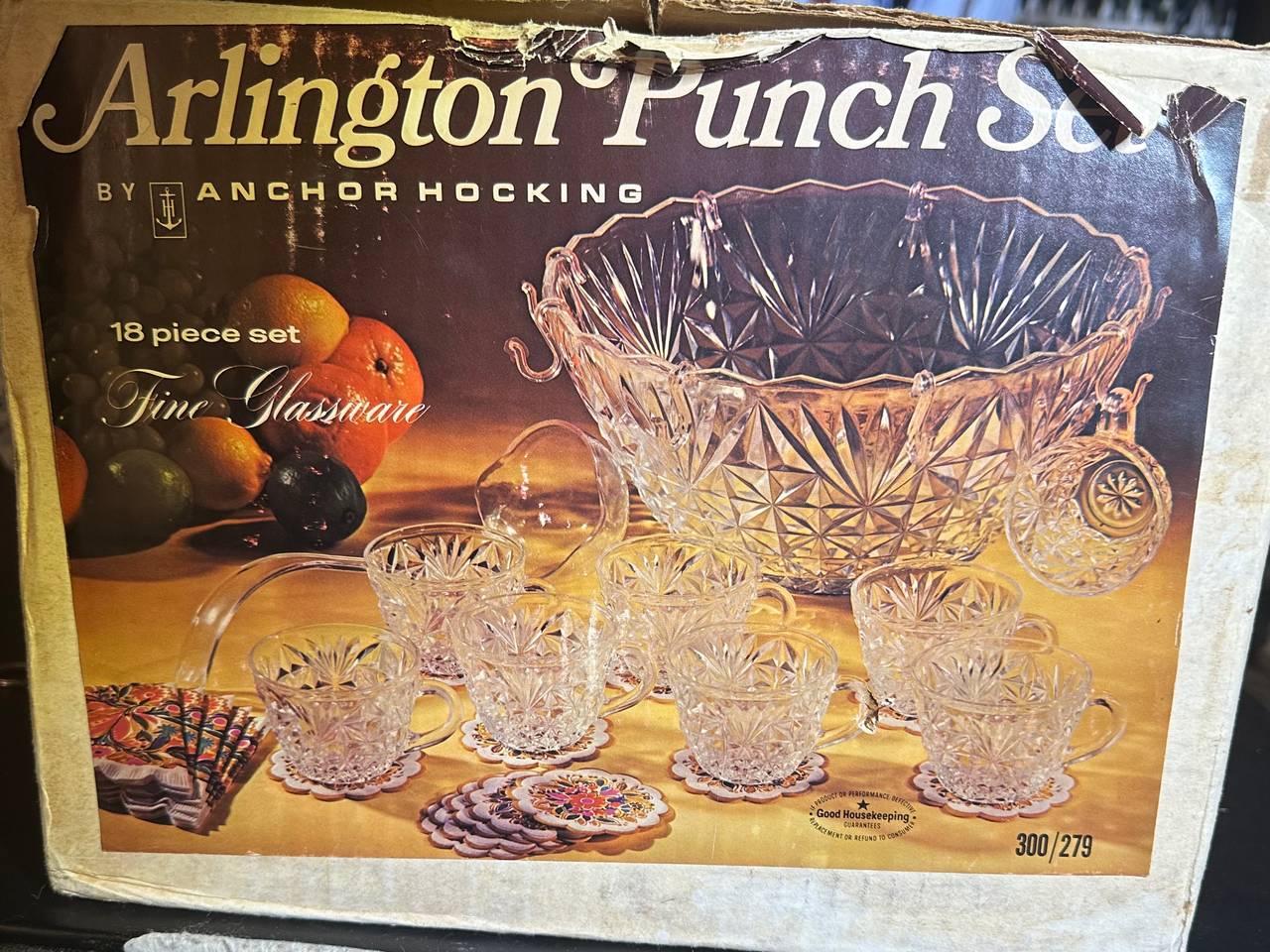 Anchor Hocking Arlington 18-Piece Punch Set