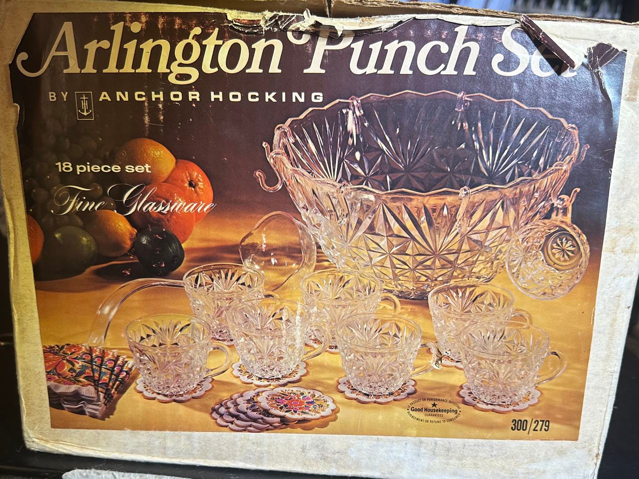 Anchor Hocking Arlington 18-Piece Punch Set