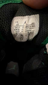Nike Air Jordan 1 Mid Lucky Green 4Y Kids Childs  - Image 5