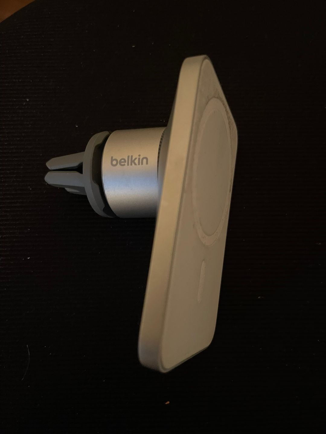 Belkin Car Vent Mount PRO with MagSafe