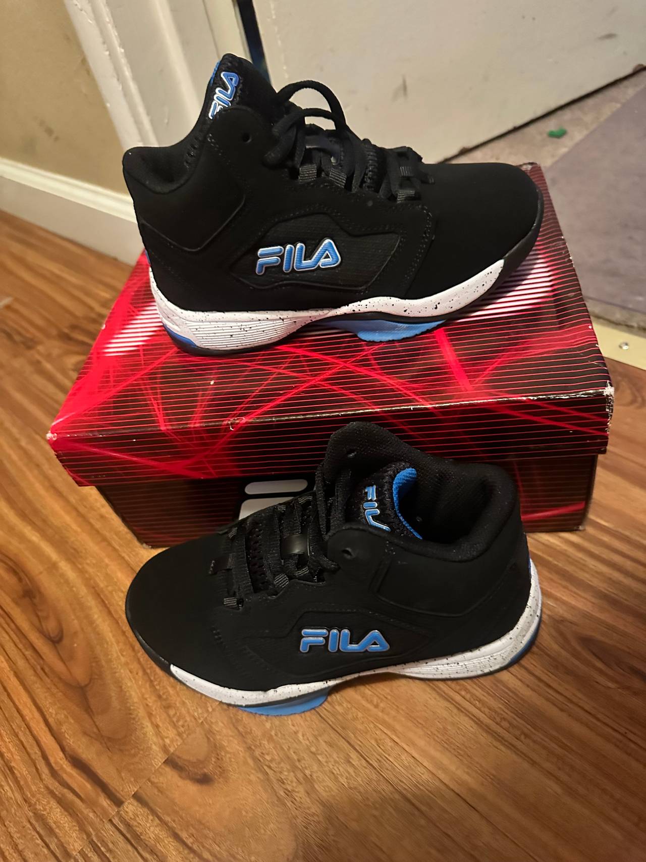 Fila Grant Hill 2 Low Speckled Kids Size 1