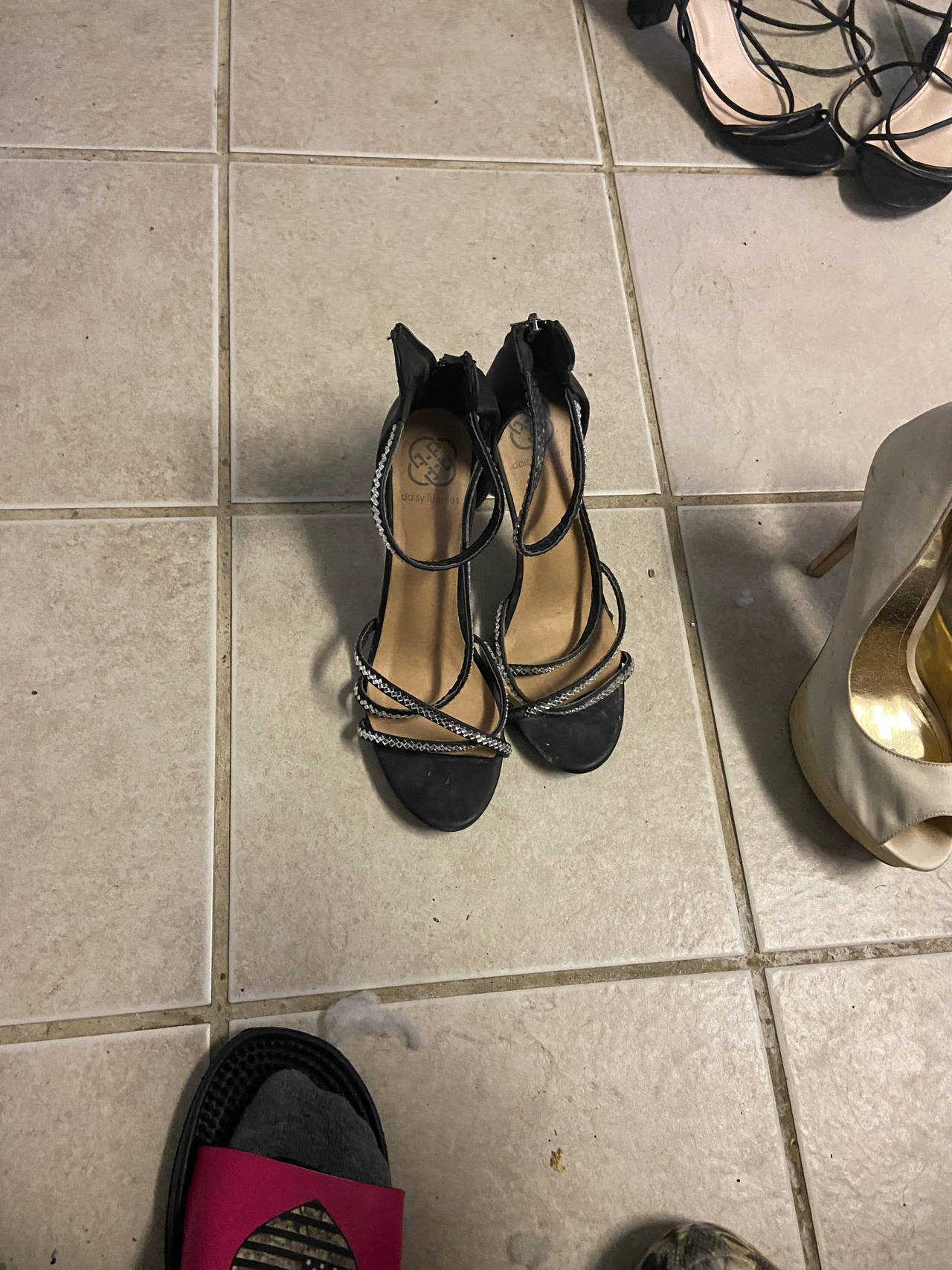 women's strappy high heel sandals