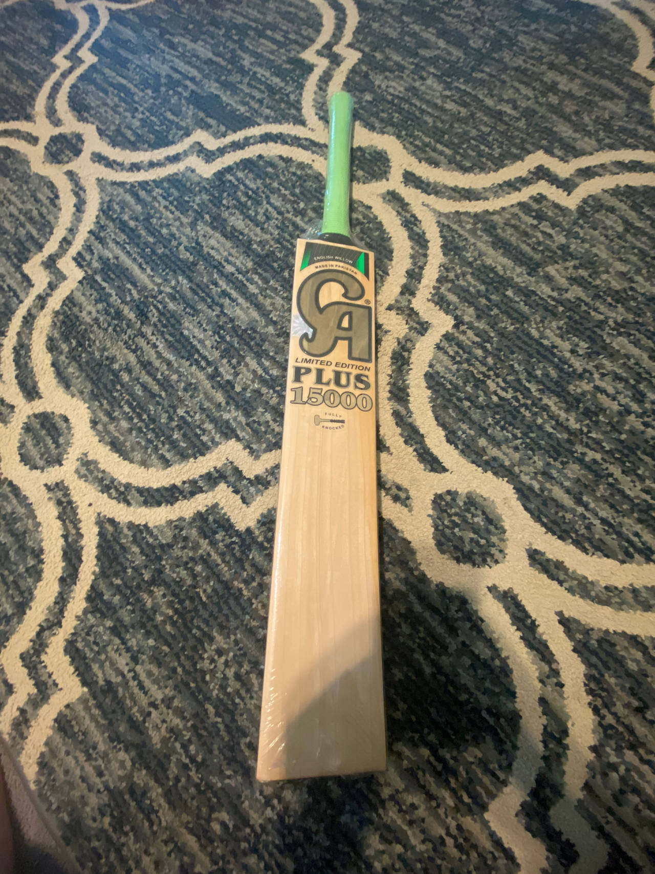 CA Plus 15000 Limited Edition Cricket Bat