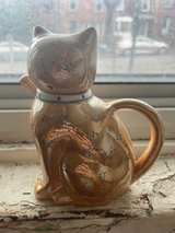 Vintage Cat Lusterware Teapot - Image 4