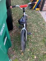 Specialized Riprock Coaster 16-inch Kids Bike - Image 2