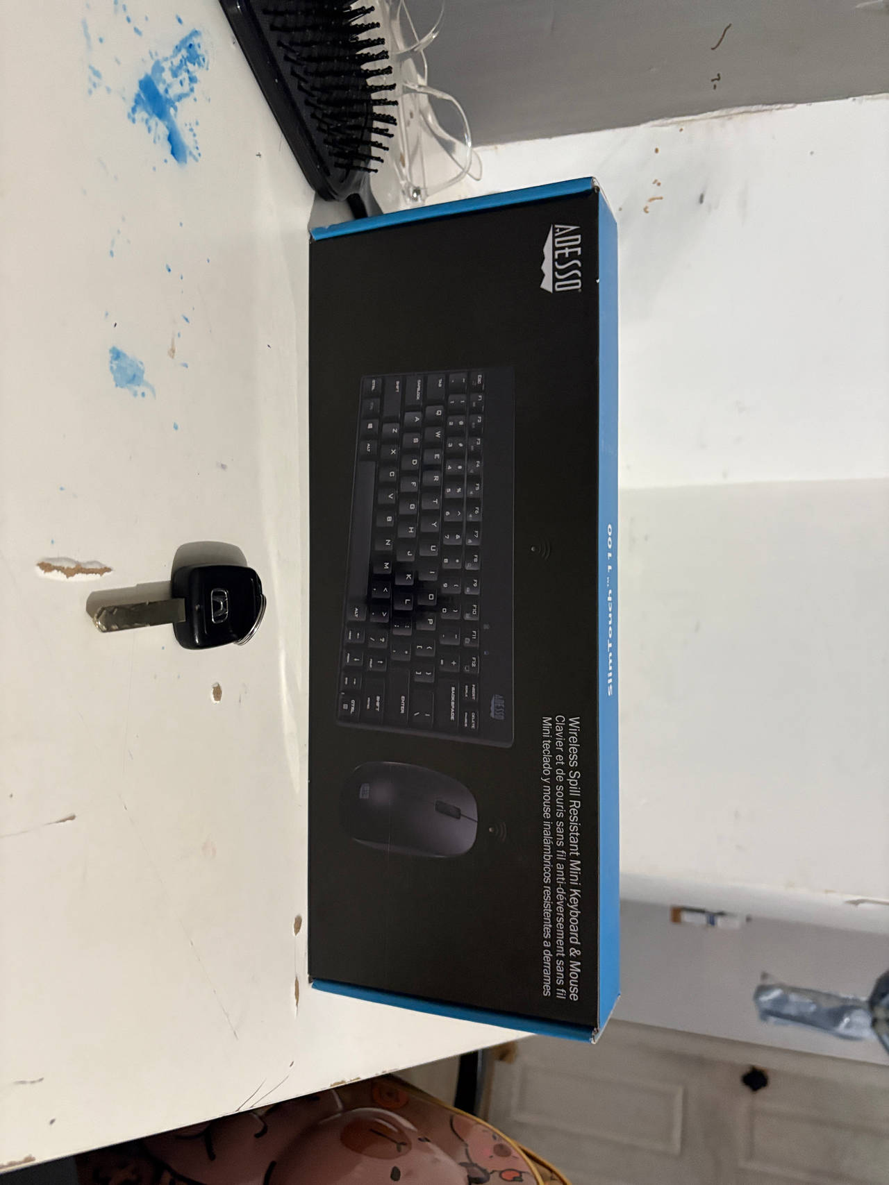 Adesso Wireless SlimTouch Mini Keyboard & Mouse