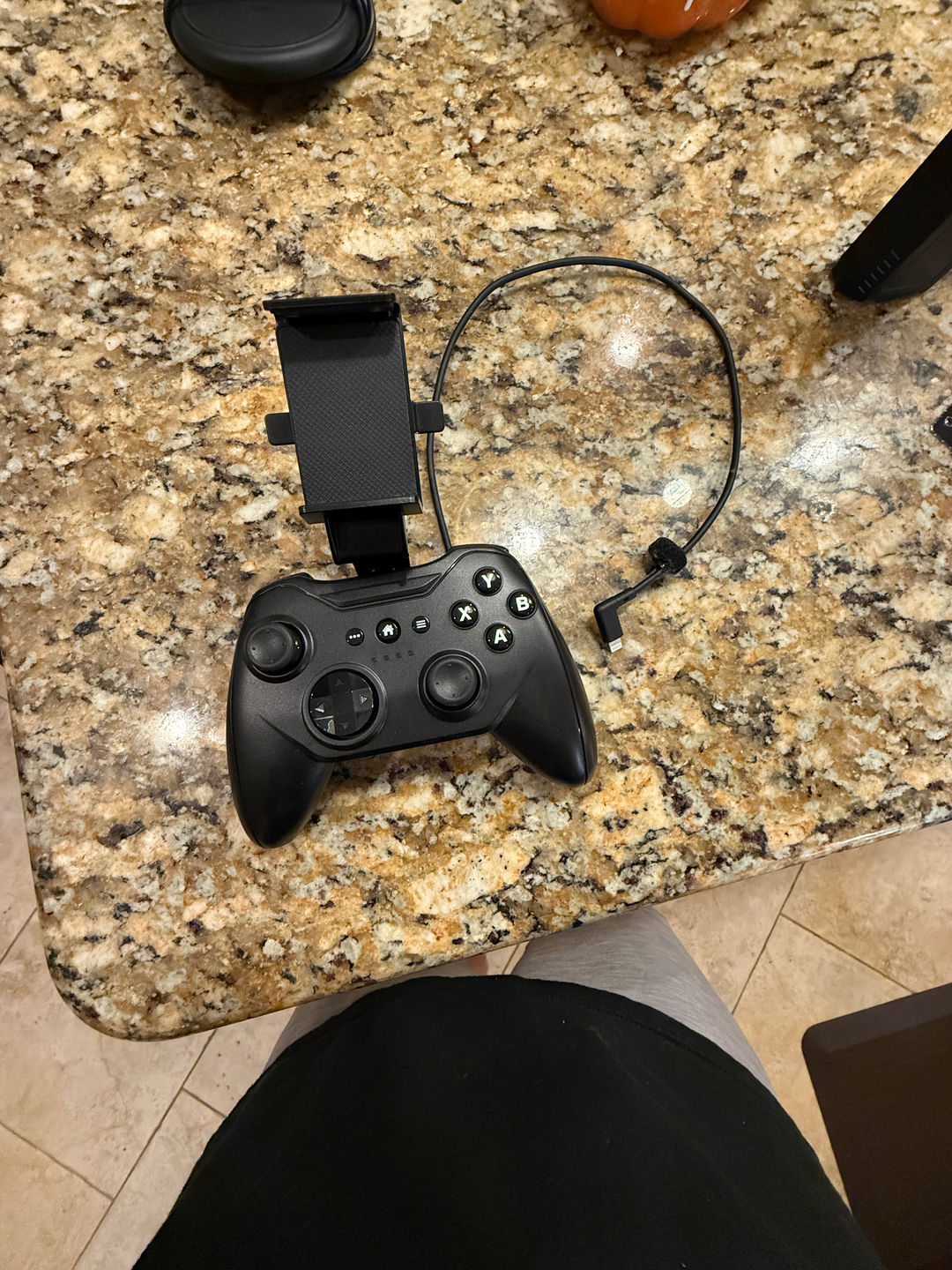 8BitDo Pro 2 Bluetooth Controller