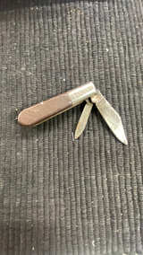 Vintage Barlow 2-Blade Pocket Knife - Image 2