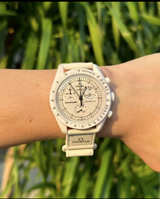 Omega x Swatch MoonSwatch White Moon - Image 3