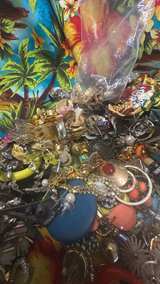 Bulk Vintage Costume earrings Lot - Image 7